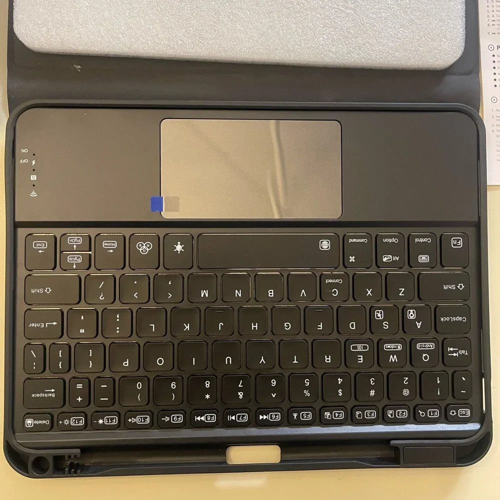 Harvopu Compatible for iPad 11th 10th Generation Case with Keyboard